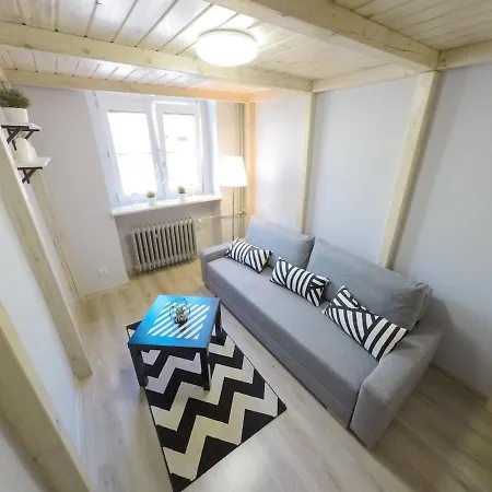 Apartament Rynek 20/21 -cosy New On The Market Square - 4 Bedrooms - 8 People