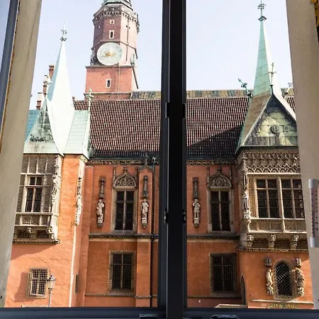 Rynek 20/21 -cosy New On The Market Square - 4 Bedrooms - 8 People Apartment Wroclaw
