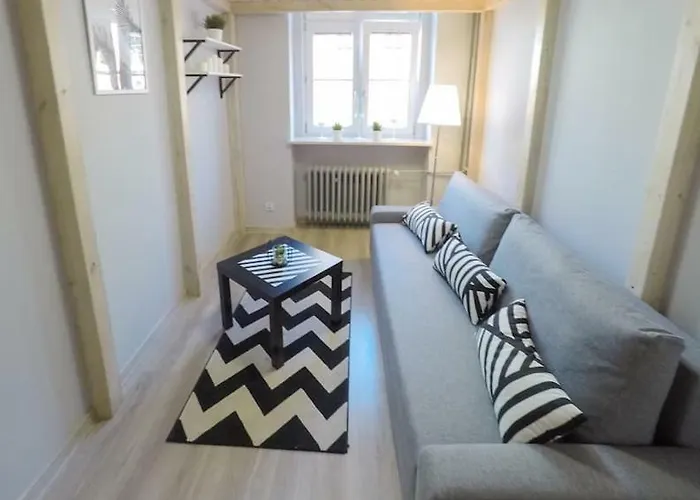 Apartman Rynek 20/21 -cosy New On The Market Square - 4 Bedrooms - 8 People