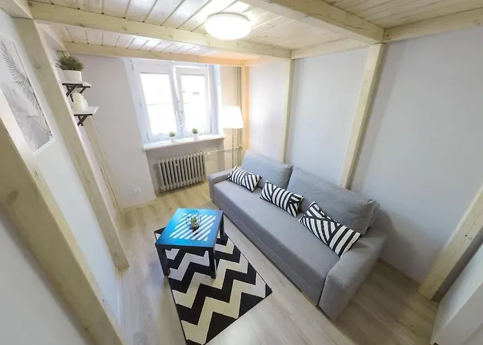 Apartman Rynek 20/21 -cosy New On The Market Square - 4 Bedrooms - 8 People