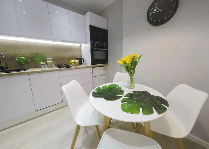 Apartman Rynek 20/21 -cosy New On The Market Square - 4 Bedrooms - 8 People Wrocław